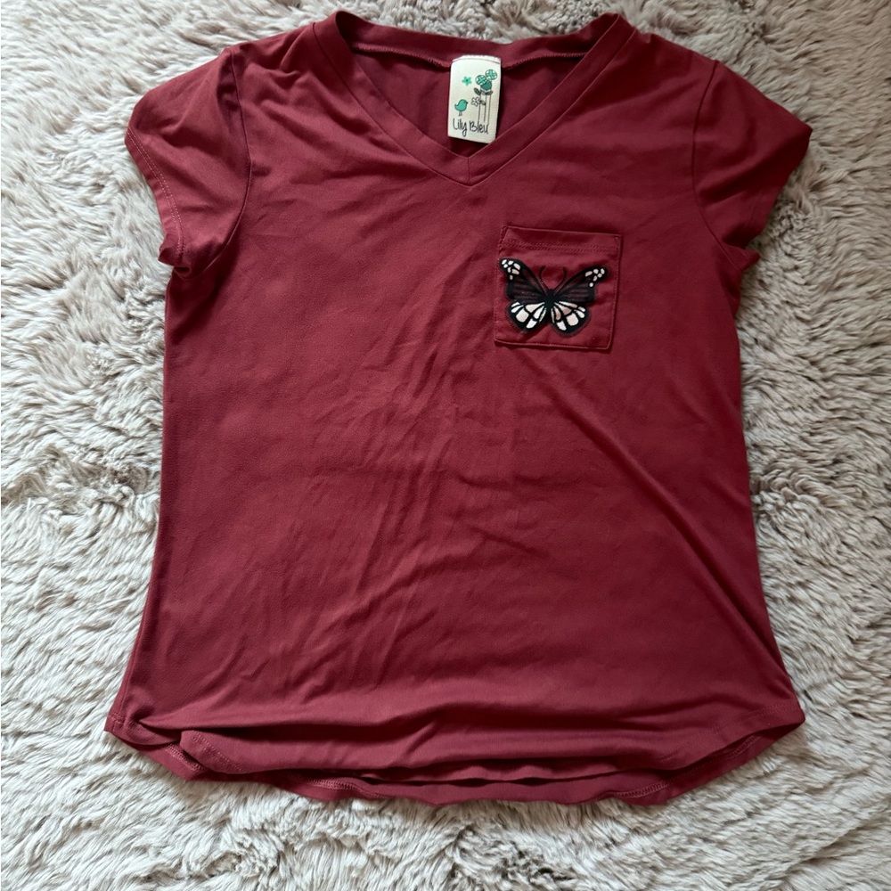 Lily Bleu Red Short Sleeve Tee Classic Fit